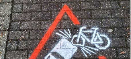 Blickkontakt kann Leben retten: Kampagne der Polizei Viersen