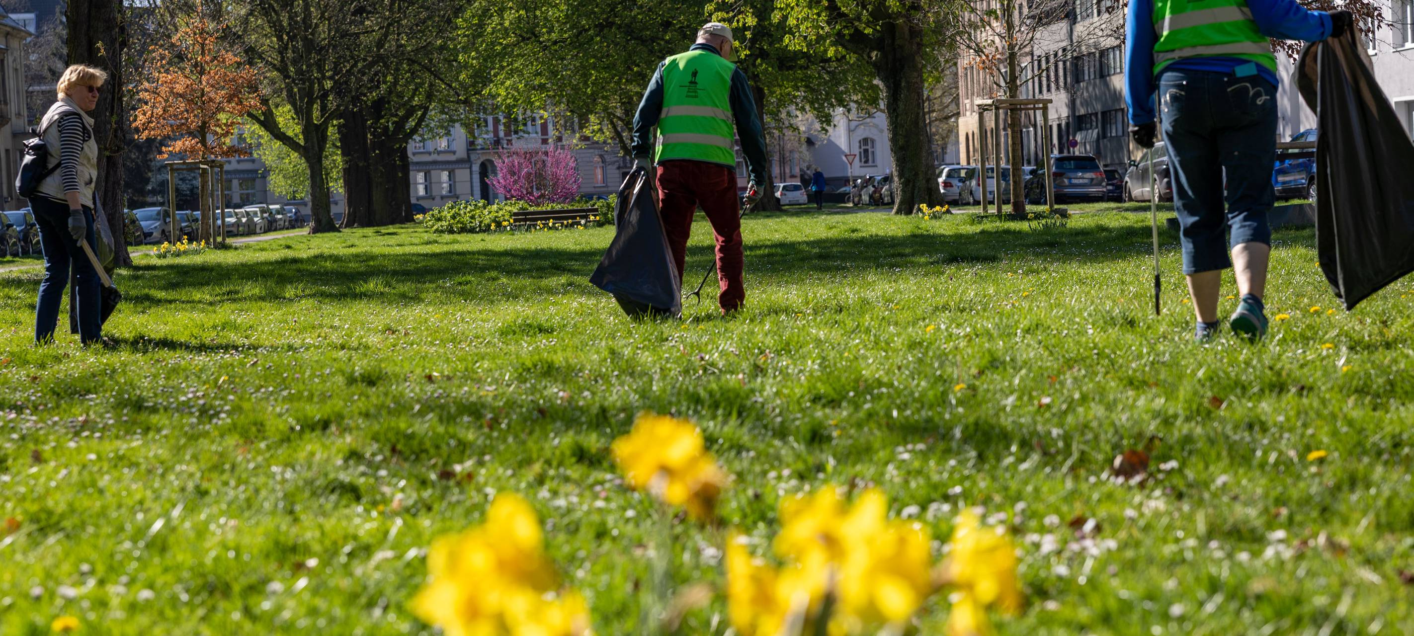 Frühjahrsputz in Krefeld: Dreck-Weg-Tag mit 2.800 Helfern