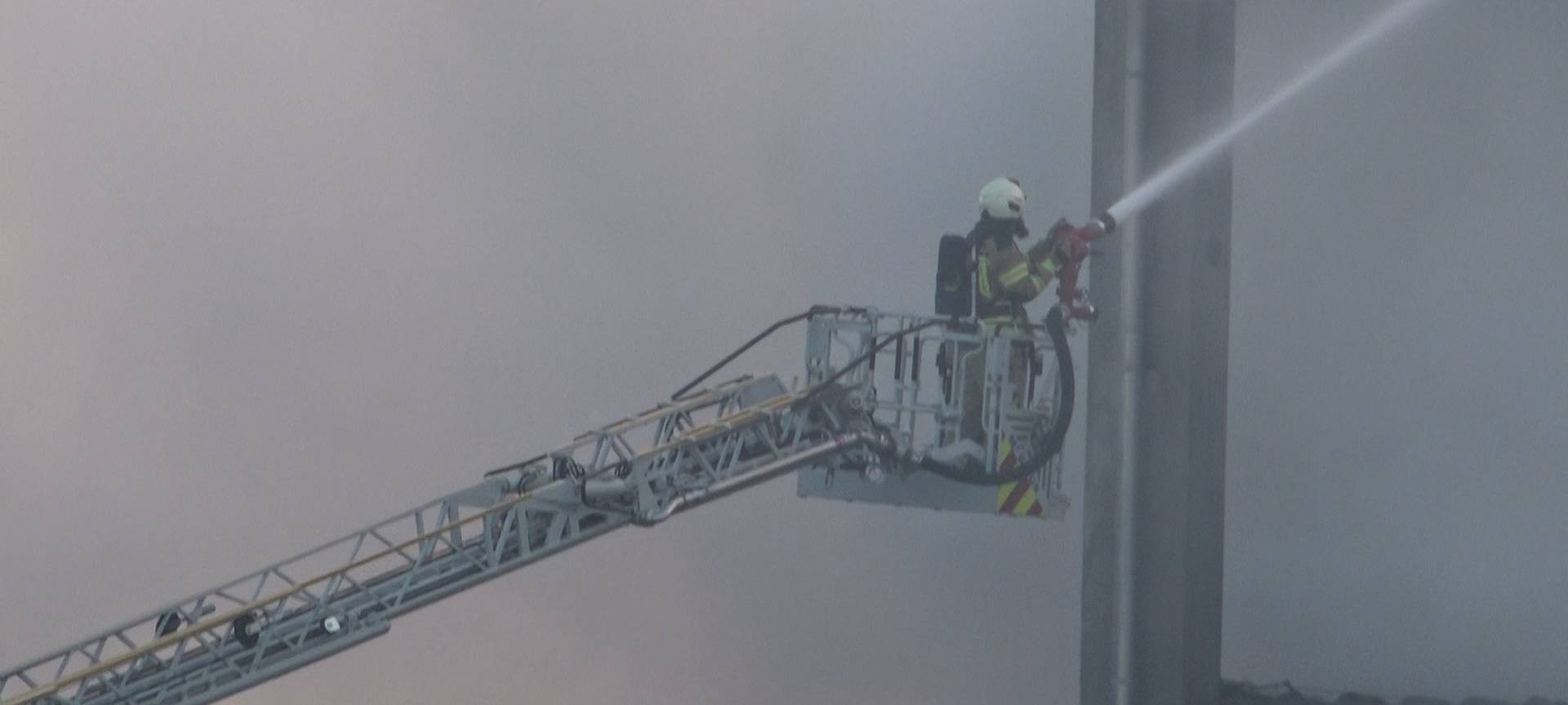 News Ticker: Brand am Wertstoffhof in Kempen