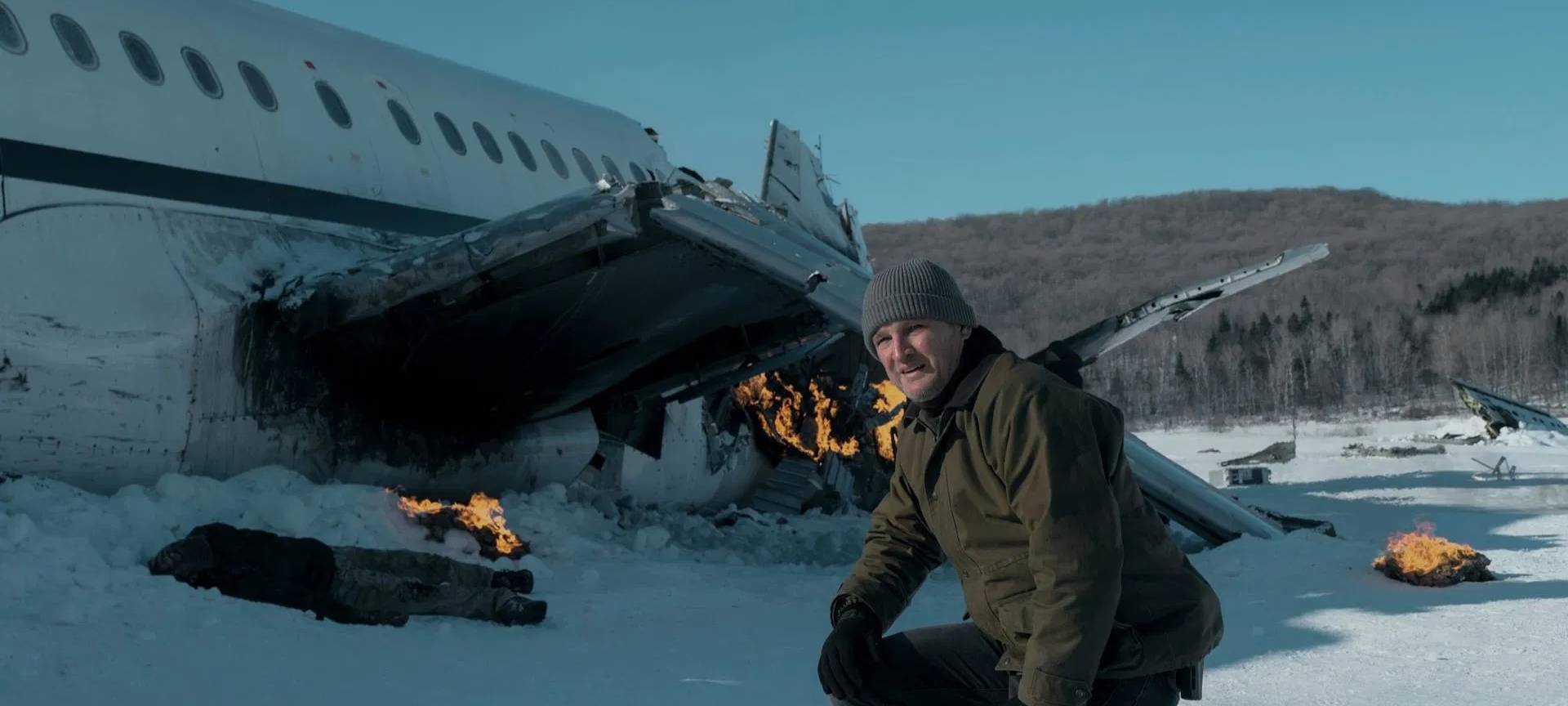 Remnick ermittelt am Ort des Absturzes.