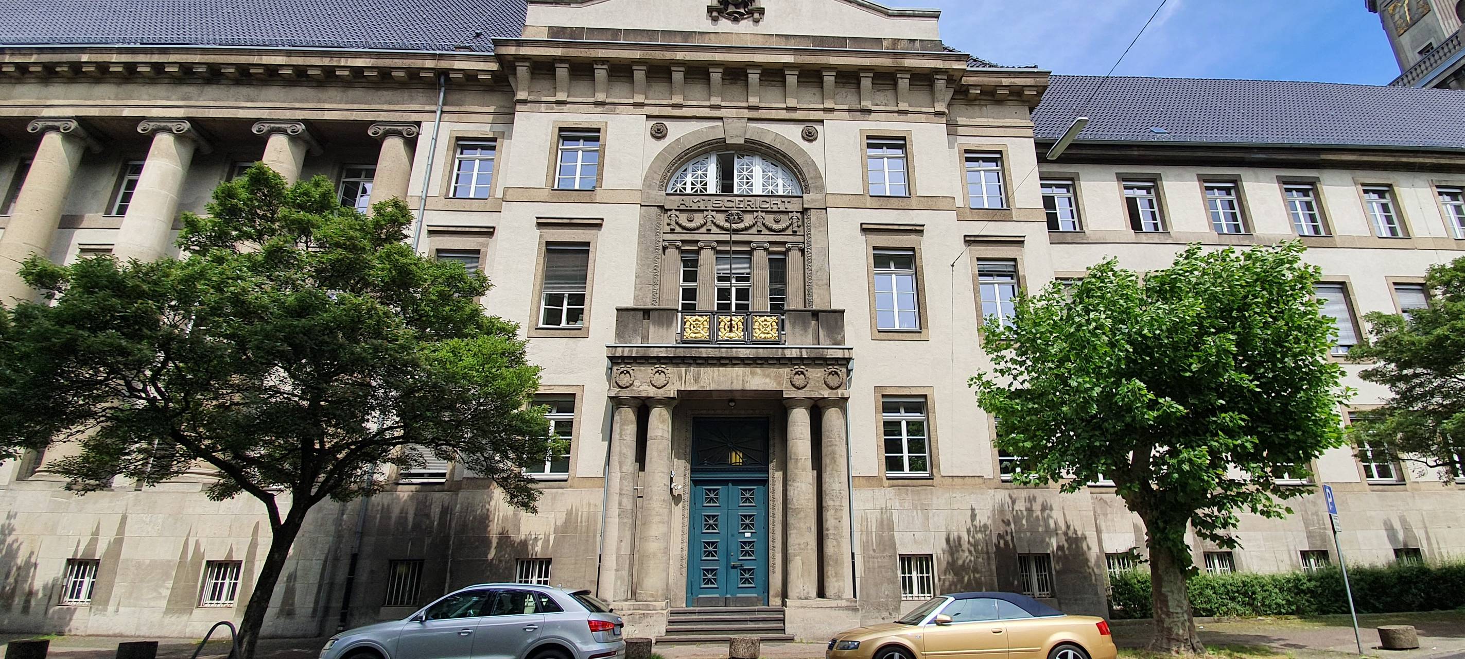 Autofahrer soll auf Radfahrer losgegangen sein