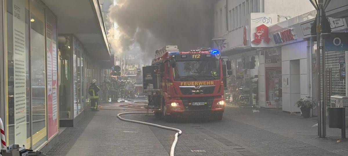 Brand im Tedi-Markt in Krefelder Innenstadt
