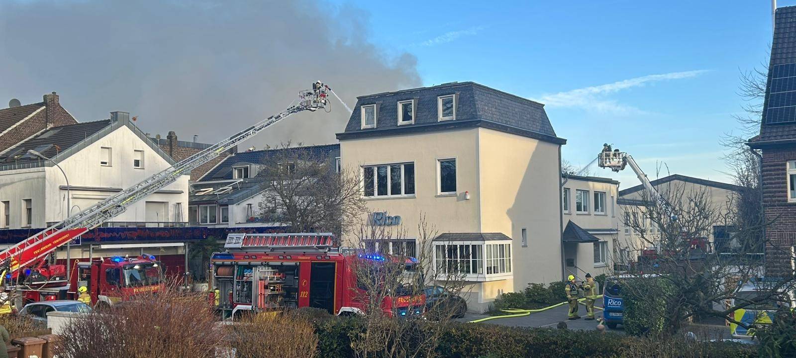 Brand in Tönisvorst auf der Willicher Straße