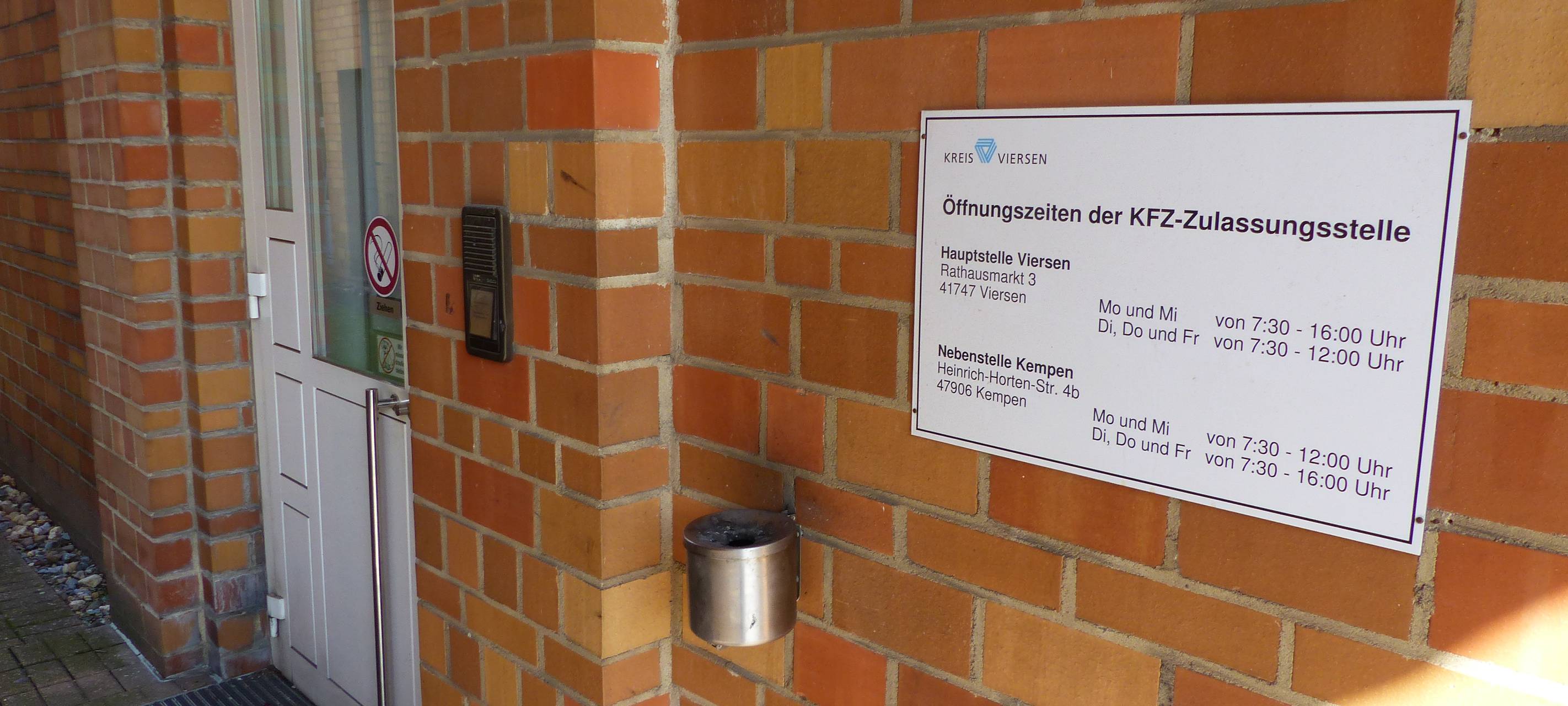 Zulassungsstelle öffnet Schalter