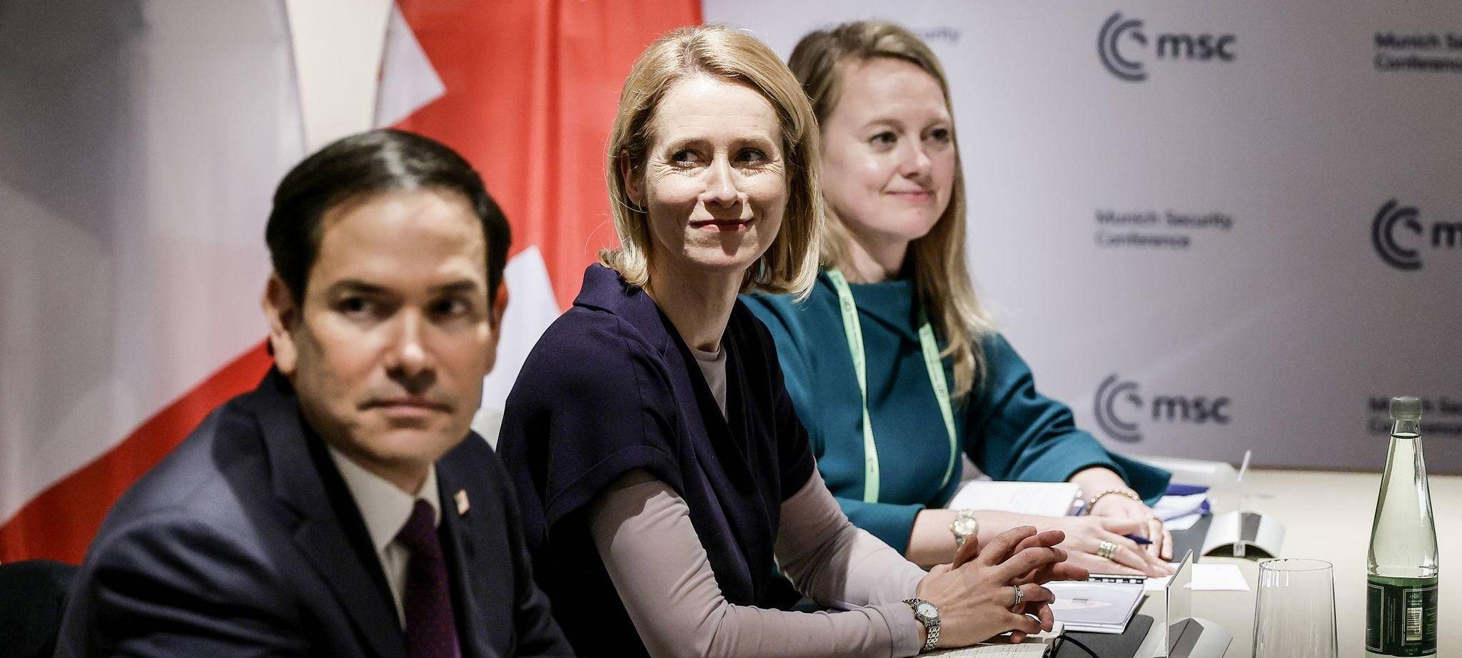 US-Außenminister Marco Rubio (l), und Kaja Kallas (M)