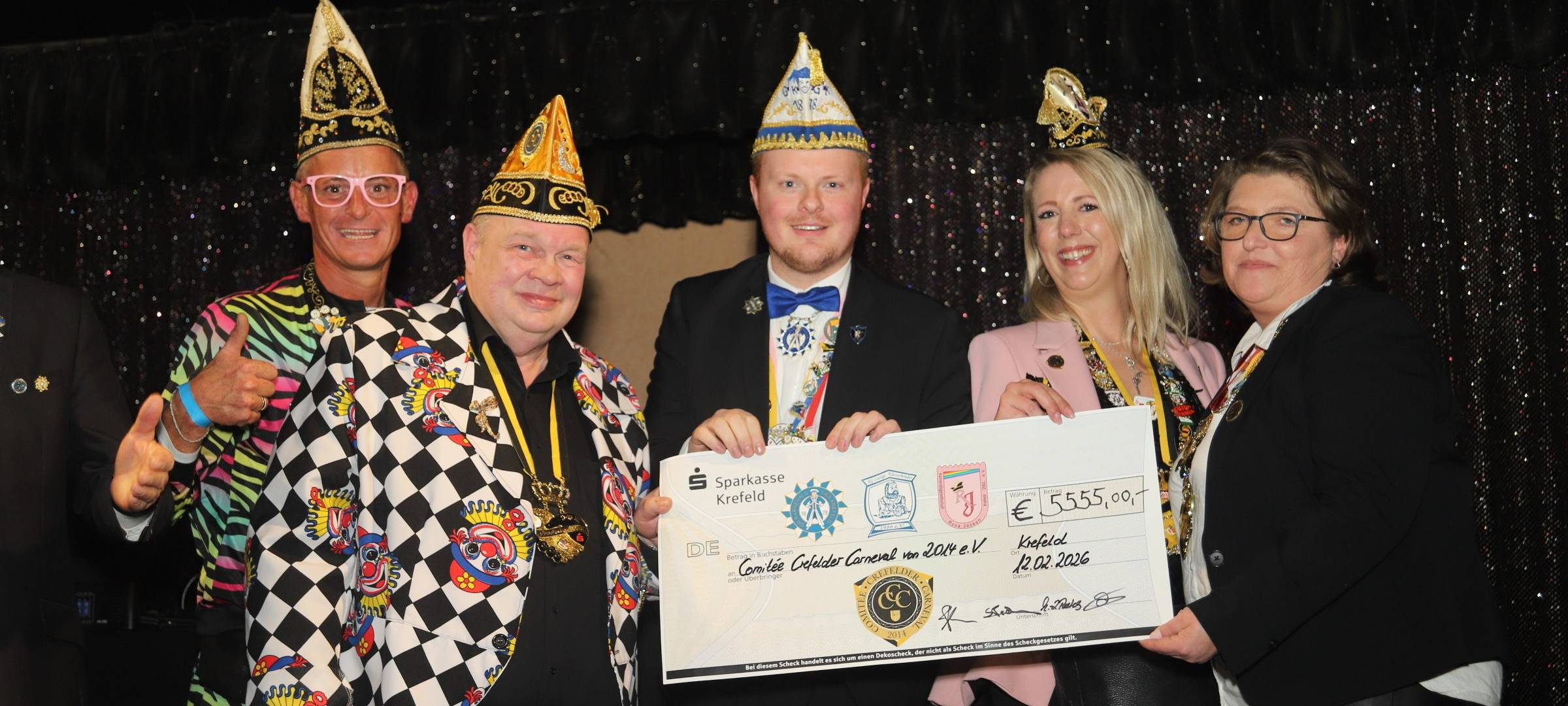 6.055 Euro für den Rosenmontagszug in Krefeld