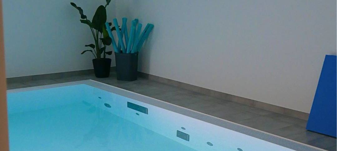 Frau aus Uerdingen eröffnet eigenes „Schwimmwerk“