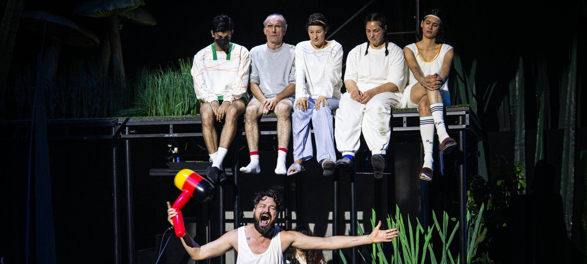 Theater Bremen - Der Zauberer von Öz – Eine Fußballtragödie"