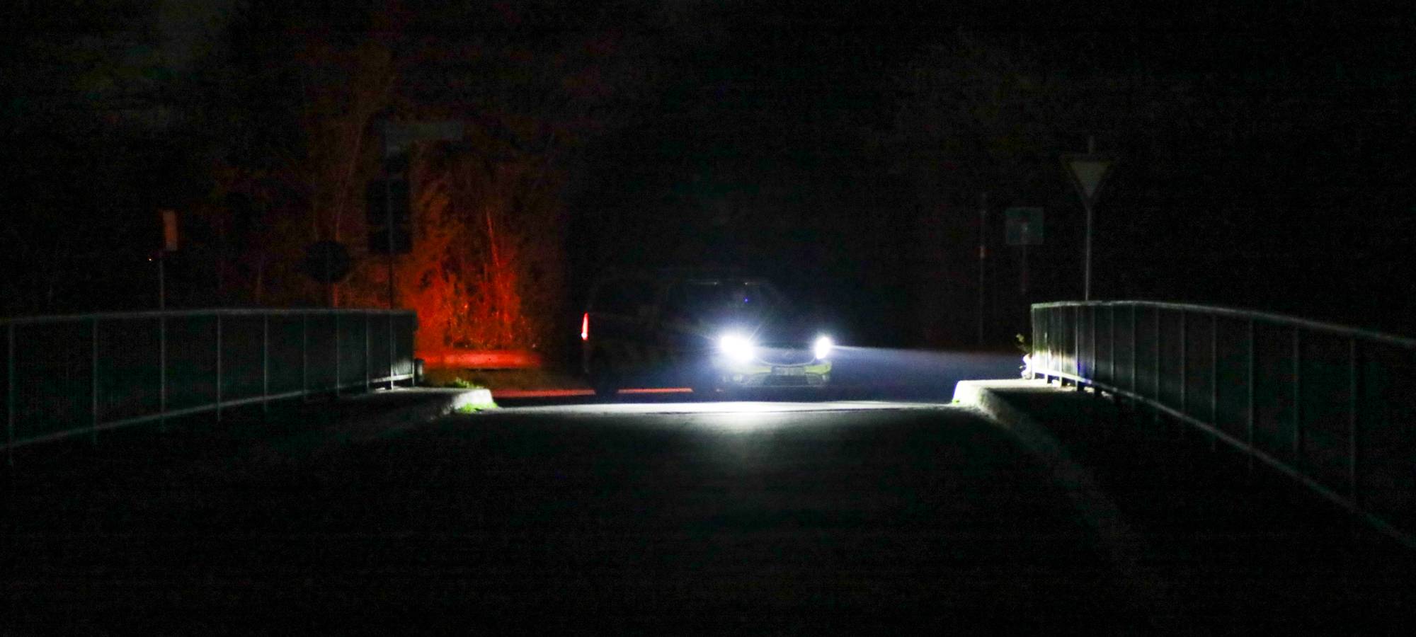 Erster Castor-Transport erreicht Ahaus