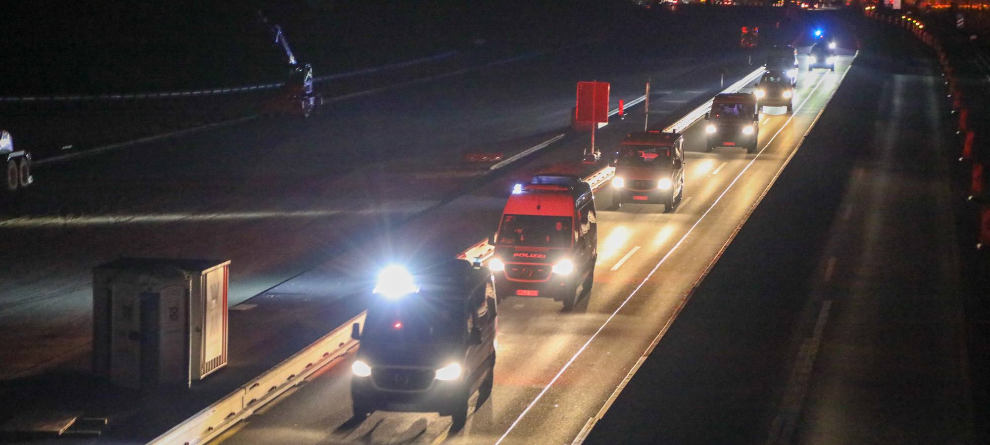 Erster Castor-Transport erreicht Ahaus