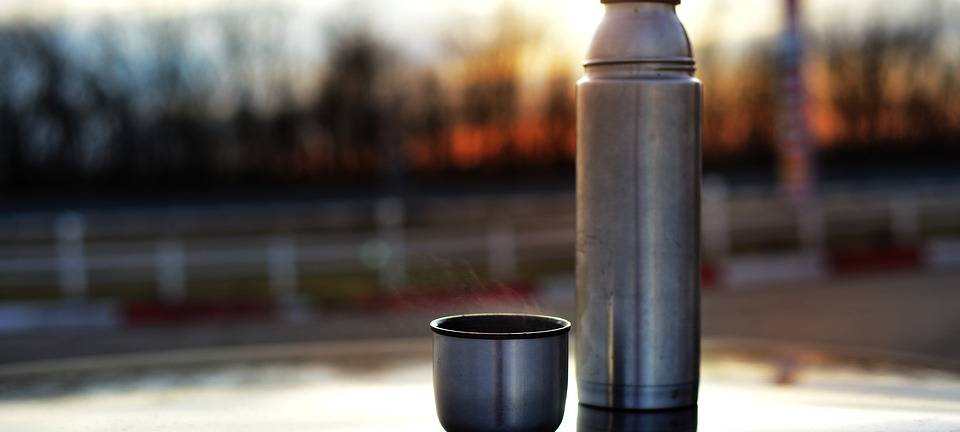 Amphetamin in Thermosflasche über Grenze auf A61 geschmuggelt