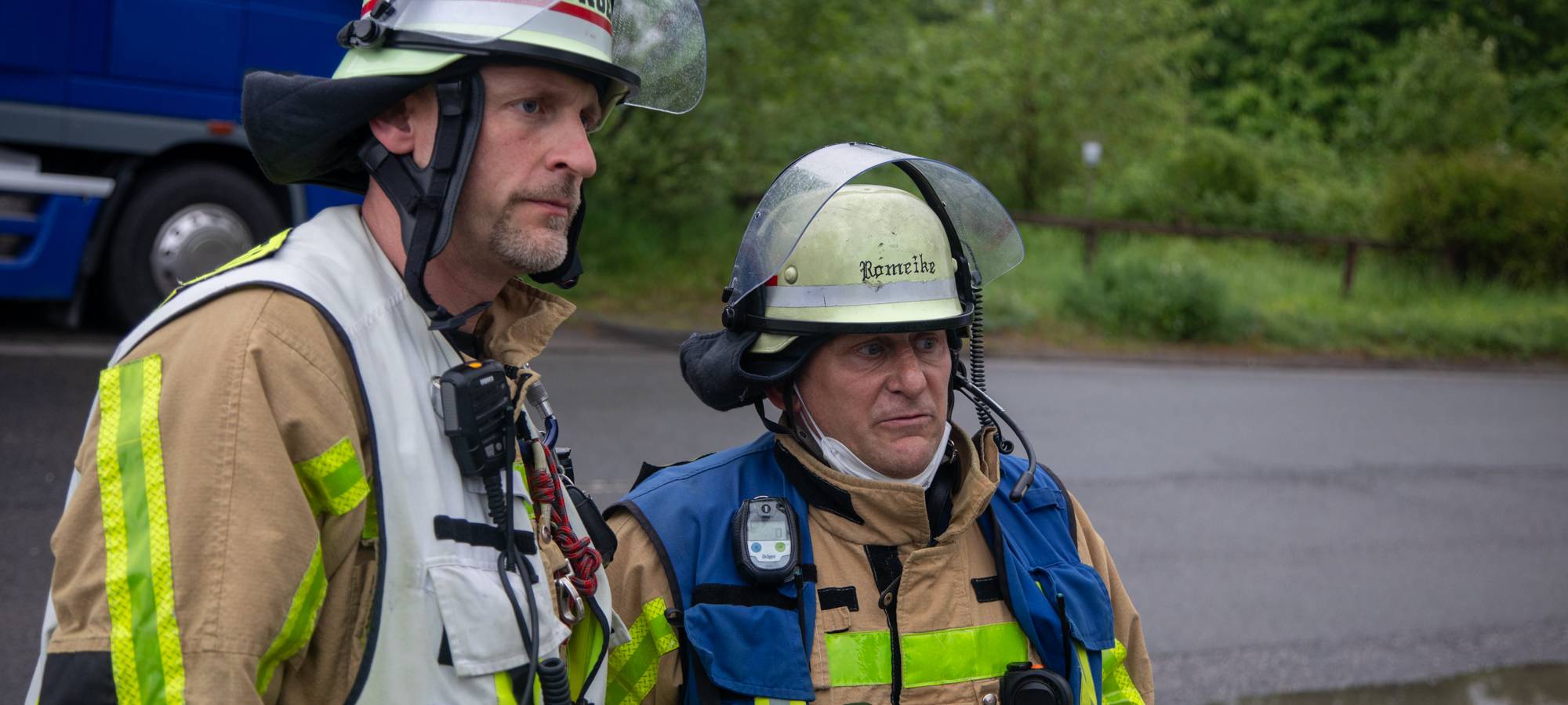 Entwarnung nach Großbrand im Krefelder Hafen