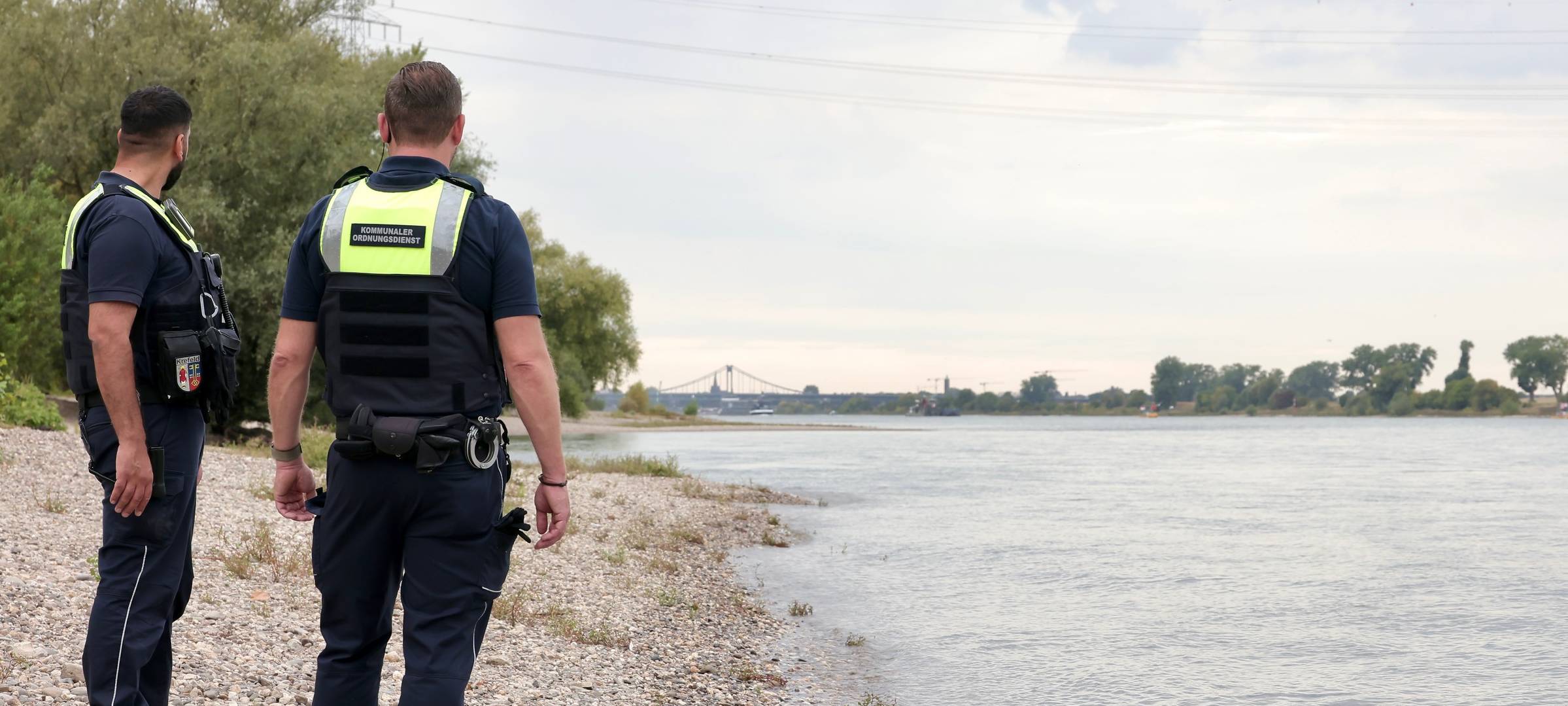Stadt Krefeld erinnert an Badeverbot im Rhein