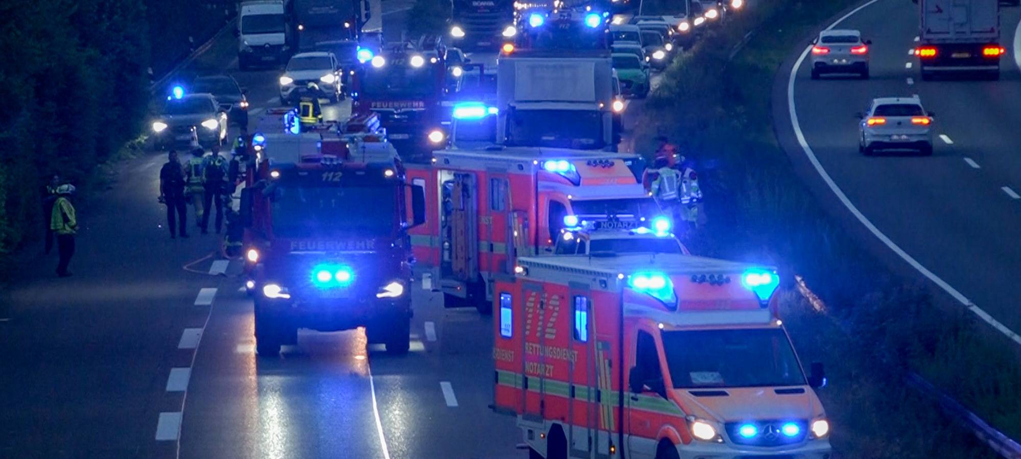 Schwerer Unfall auf A57 bei Krefeld