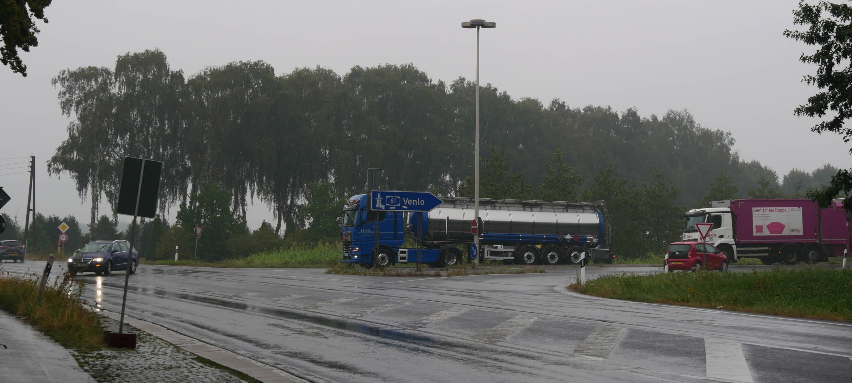Vollsperrung auf der A61 bei Kaldenkirchen