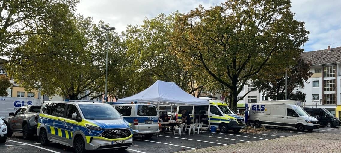 Alkohol und Drogen im Straßenverkehr - Polizeikontrolle