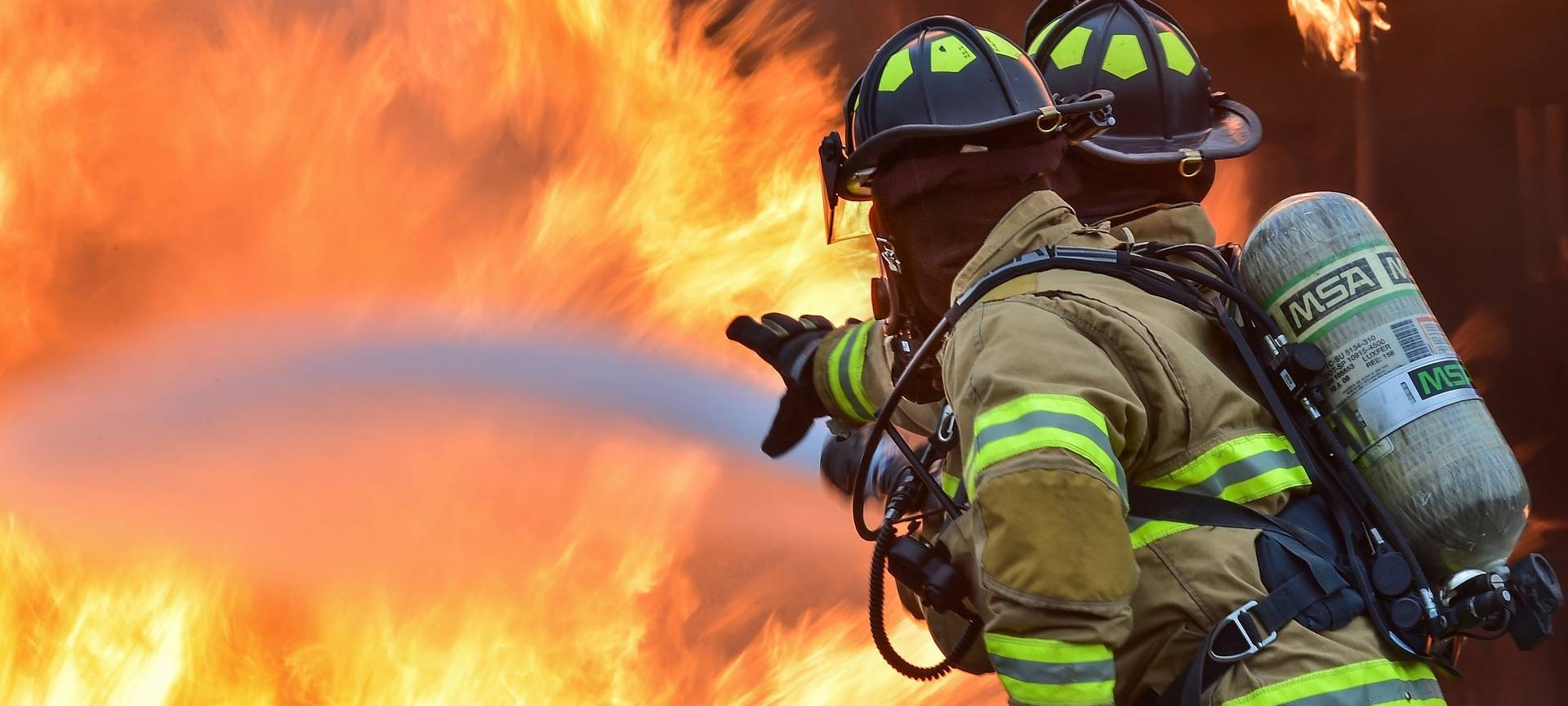 Tanklasterfahrer nach Brand auf A40 angeklagt