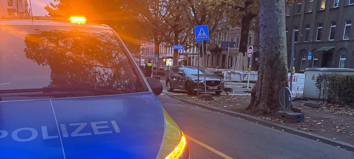 Großeinsatz der Polizei in der Krefelder Südstadt