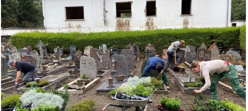 Gärtner vom Niederrhein helfen im Ahrtal