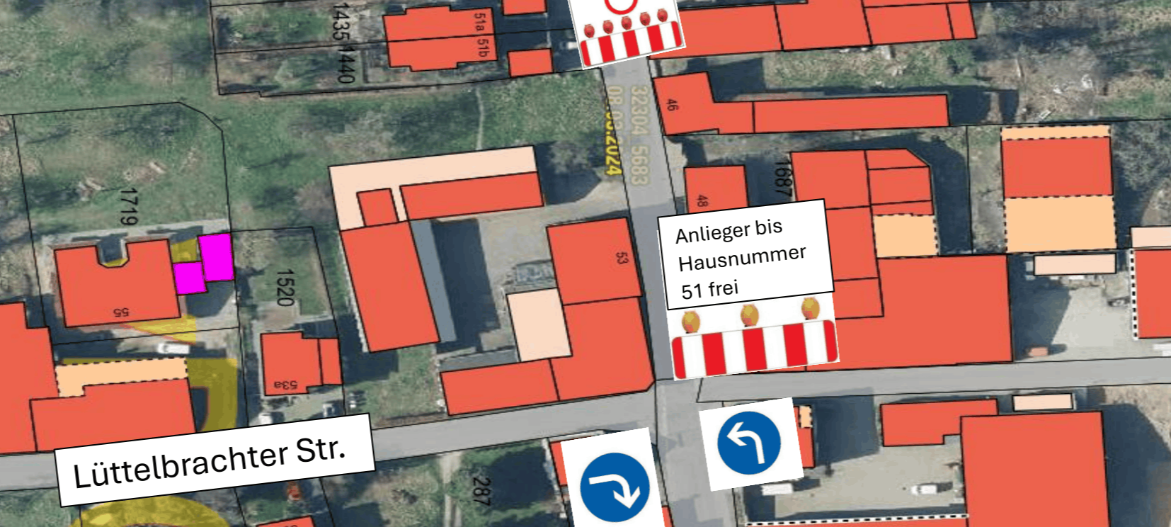 Brüggen: Fahrbahnabsackung auf der Straße Alst
